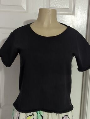 Madewell Black Short-Sleeve Raw-Edge Tee Pit To Pit 17 Inch